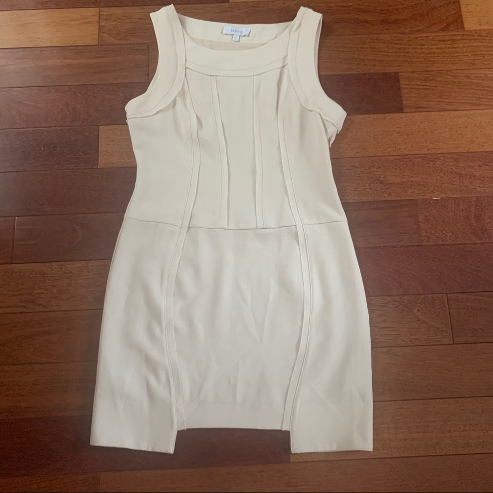 🆕 Jaye.e | Ivory White Beautiful Dress Small